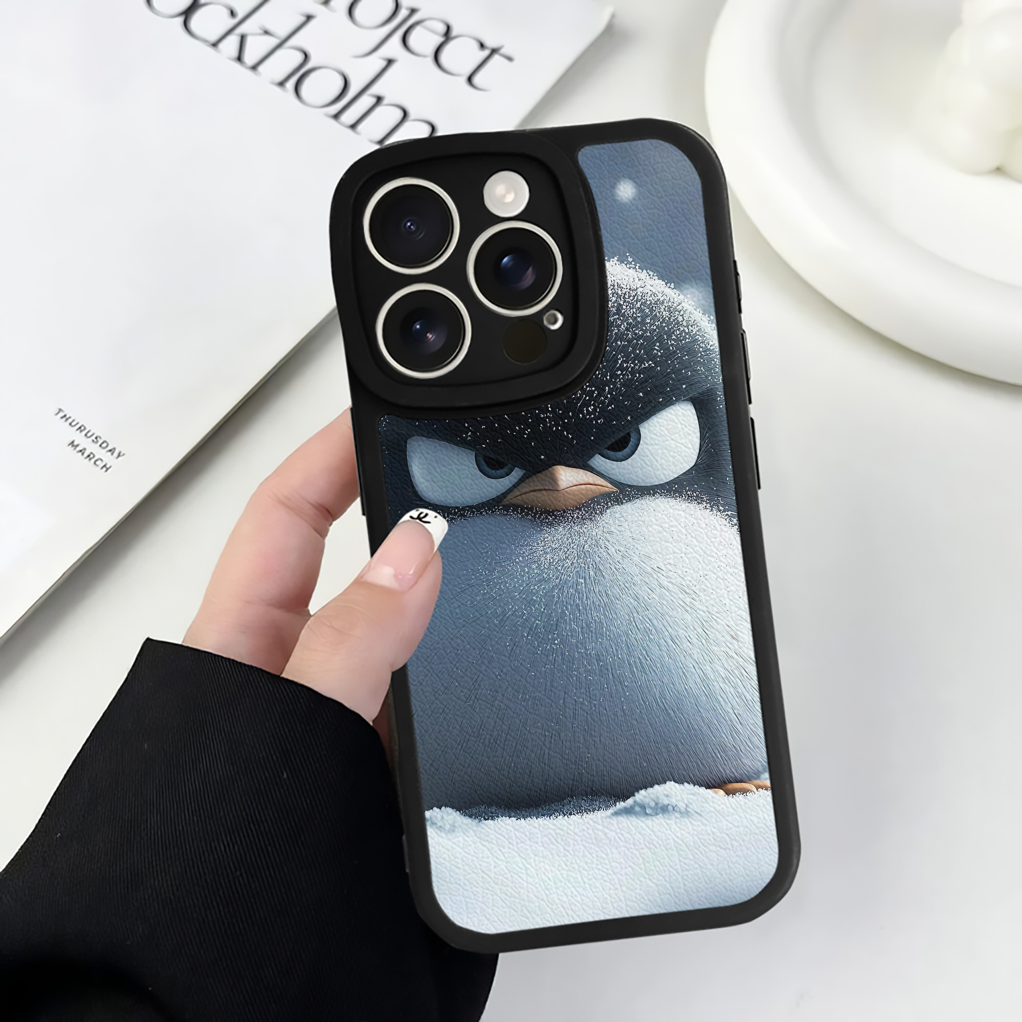 （画像用） Angry Birds アングリーバード 【iPhone 16シリーズ対応】シリコンスマホケース（レザー調） 材質：シリコン